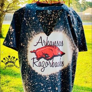 RaZorback custom bleached tee with custom V choker